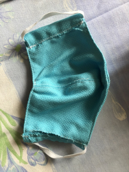Masque en tissu fait...